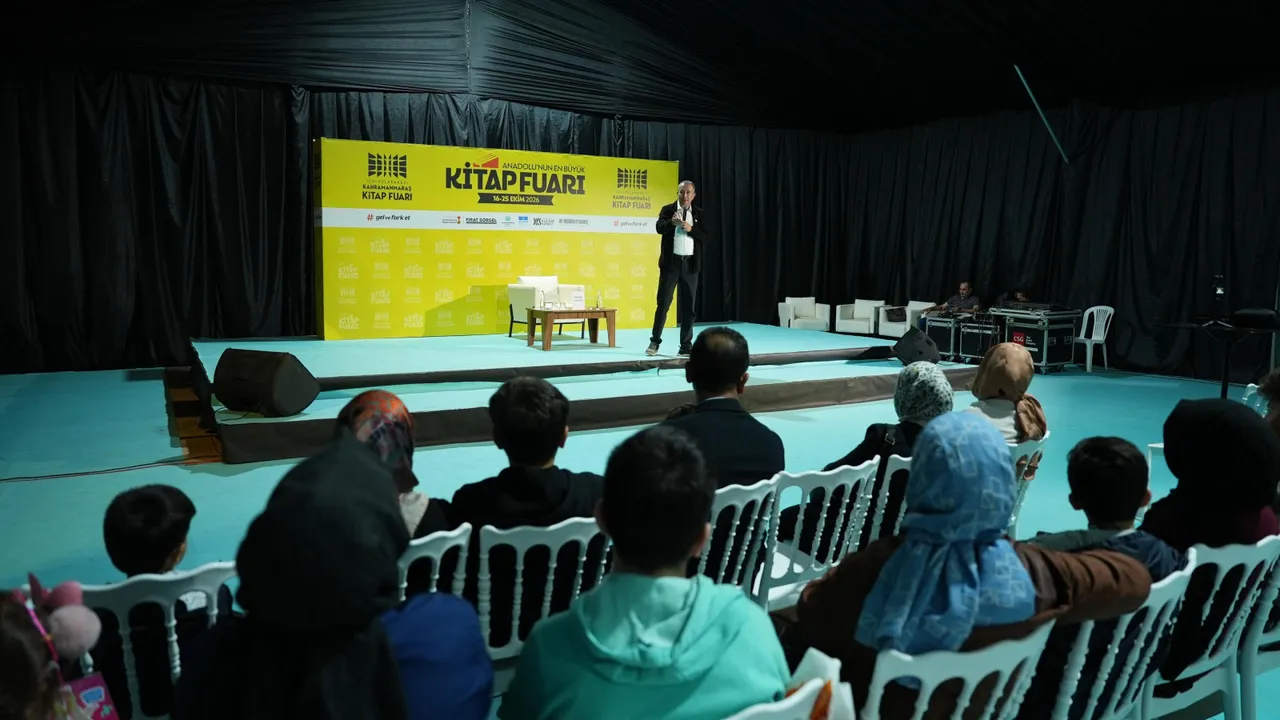 Kitap Fuarı’nda çocukların dijital dünyası konuşuldu