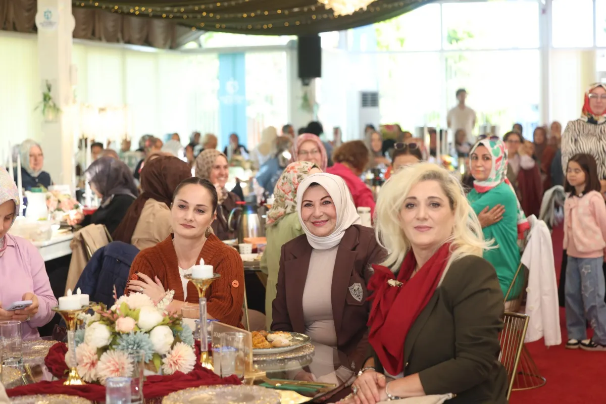 Başkan Büyükakın: Sizler mutlu olun diye çalışıyoruz