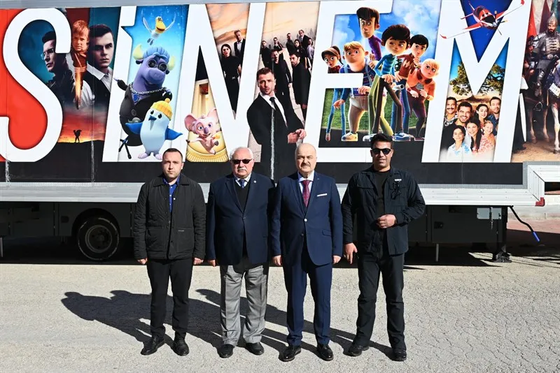 Gönen’de Çocuklar TRT sinema etkinliğiyle buluştu