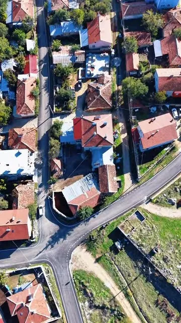 Şarkikaraağaç Gedikli Köyü’nde sıcak asfalt çalışmaları tamamlandı