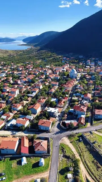 Şarkikaraağaç Gedikli Köyü’nde sıcak asfalt çalışmaları tamamlandı