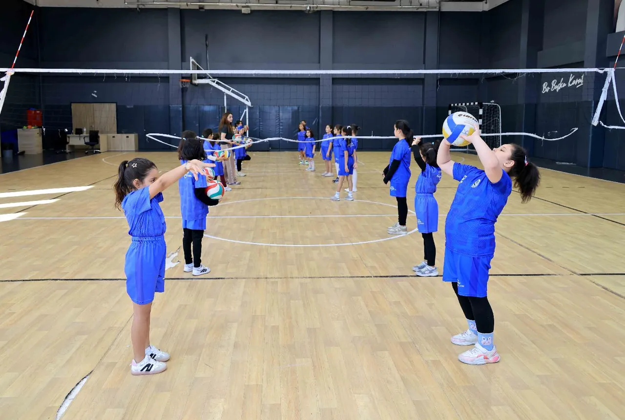 Karatay Belediyesi: Kış Spor Okulları’nda 13 BRANŞTA 1669 öğrenciye eğitim