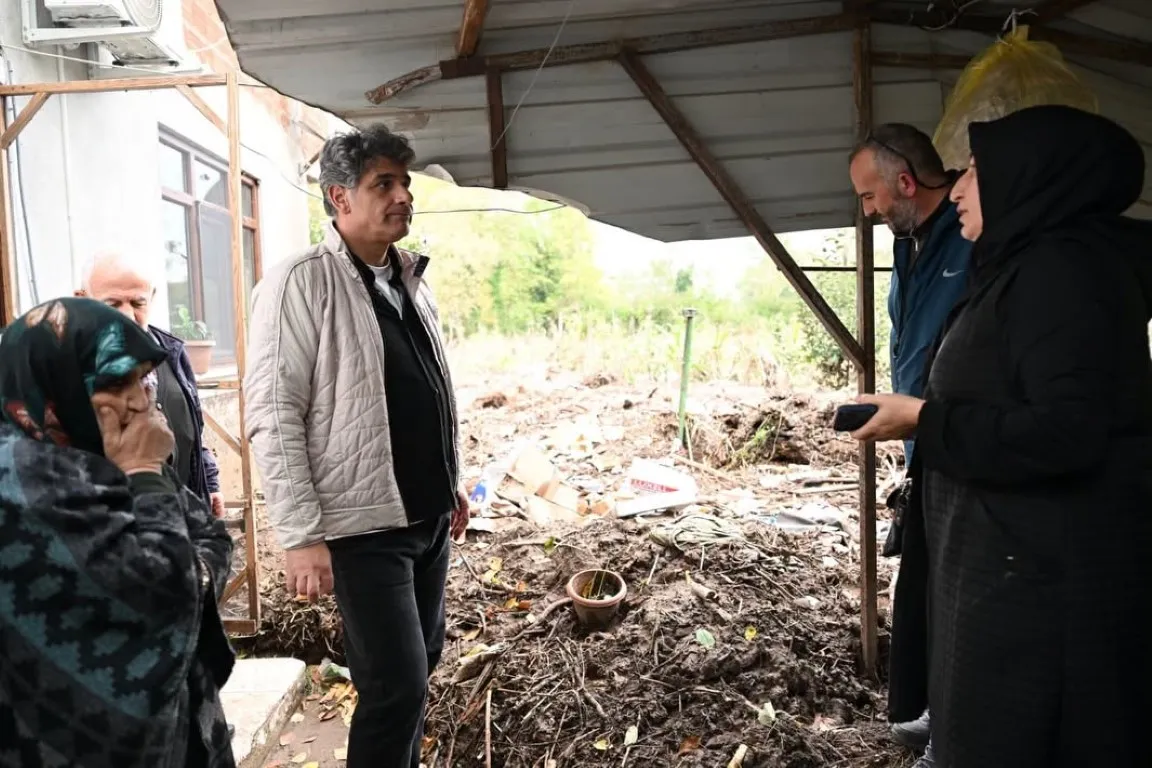 Başkan Kocaman Afetten Etkilenen Aileleri yalnız bırakmadı
