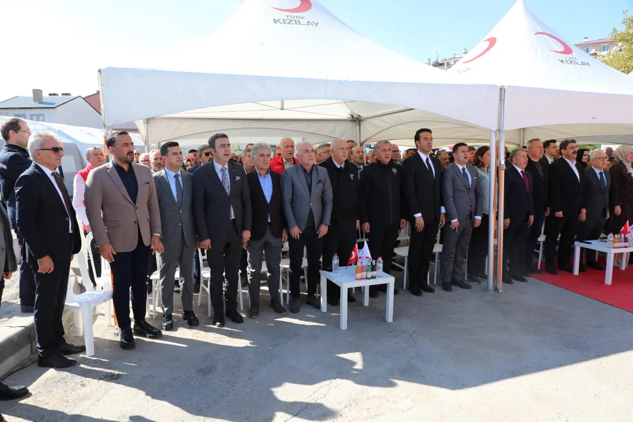 Semra & Aydın Kurt Kızılay Aşevi törenle açıldı