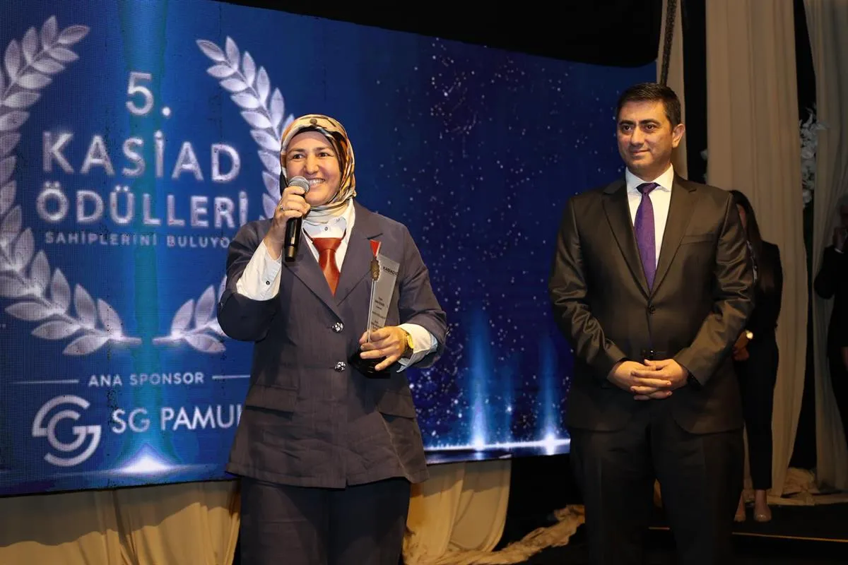 Kaymakam Çiğdem, KASİAD ödül törenine katıldı