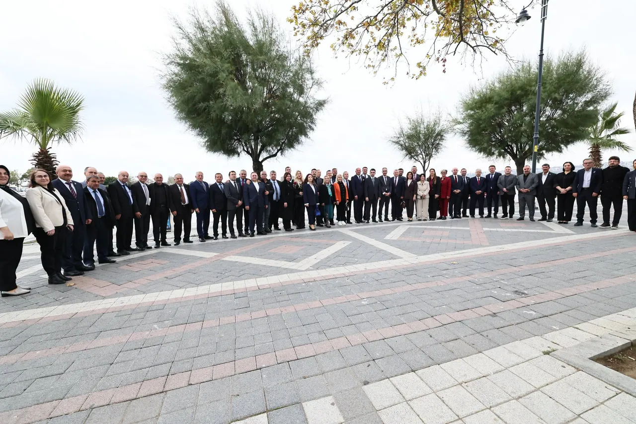 Silivri’de Muhtarlar Günü dolayısıyla kahvaltı programı düzenlendi