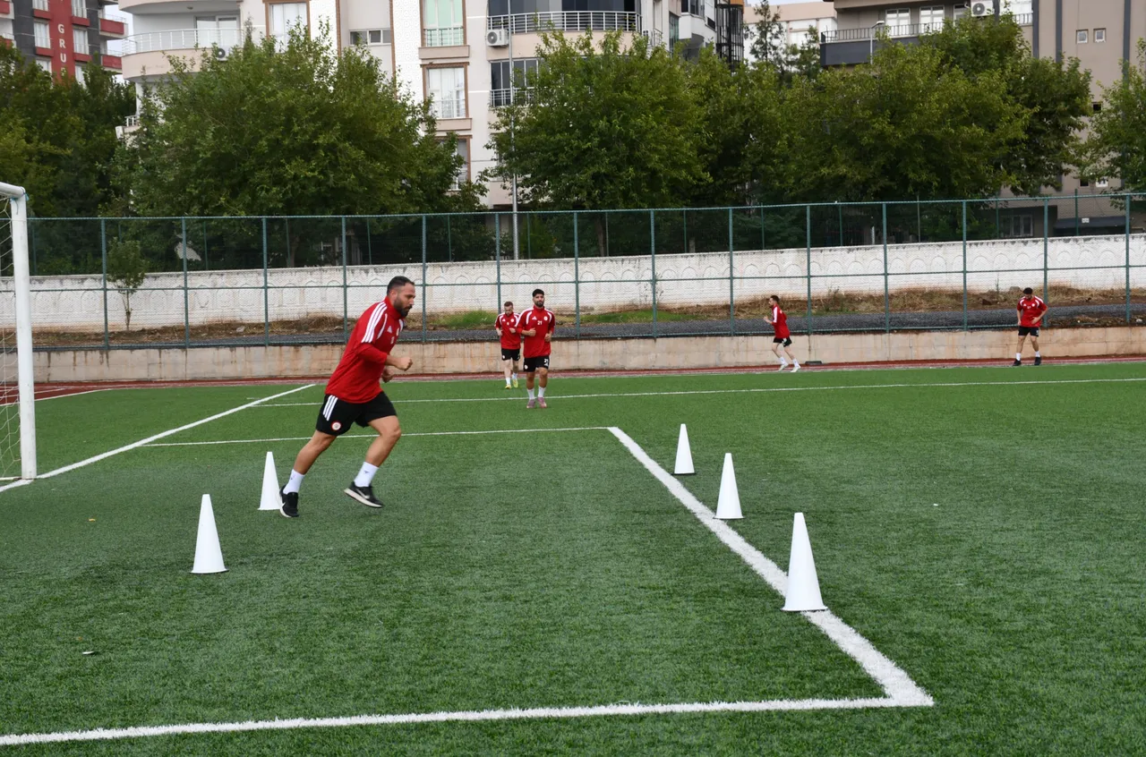 Siverek Belediyespor yeni sezon hazırlıklarına başladı