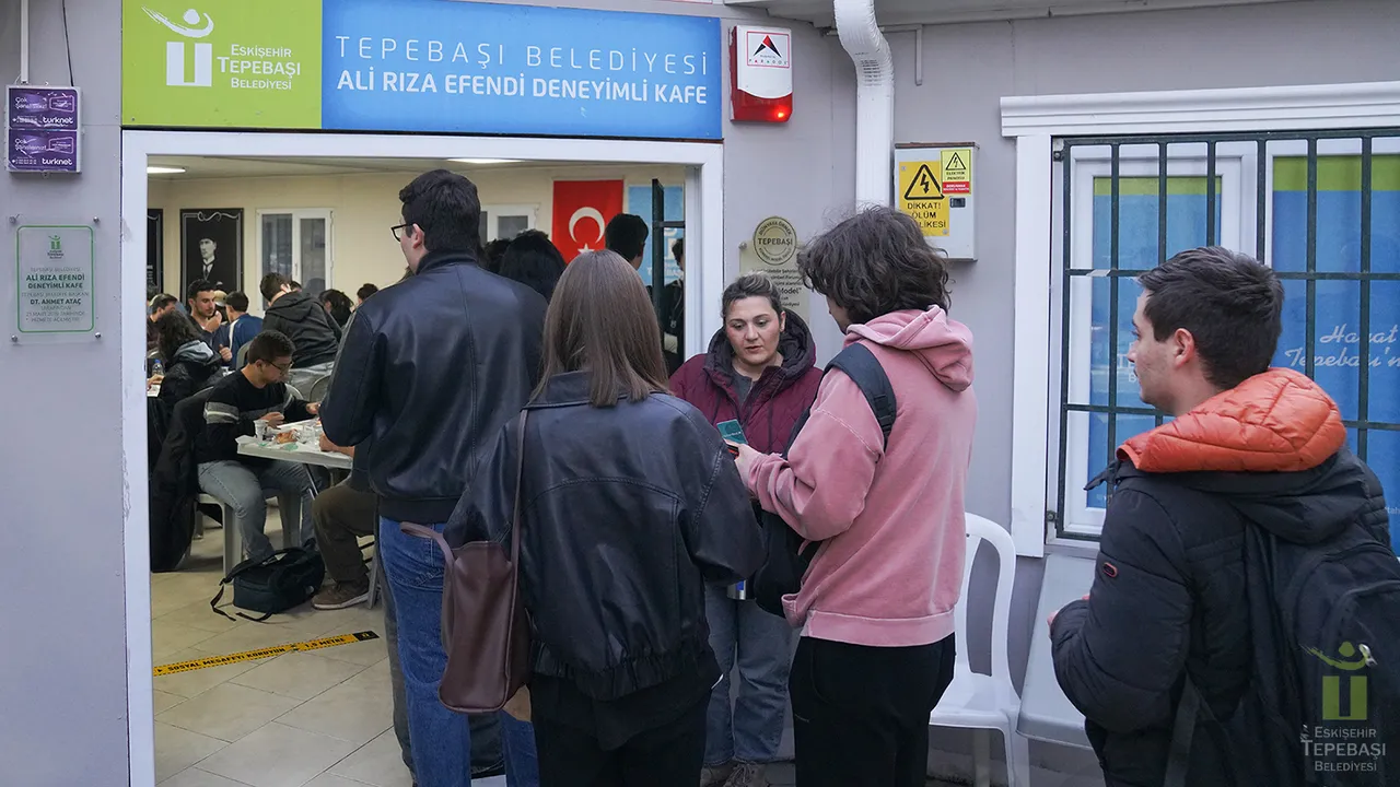 ‘Gel Beraber Olsun’ Yeni Yerinde Yoğun İlgi Gördü