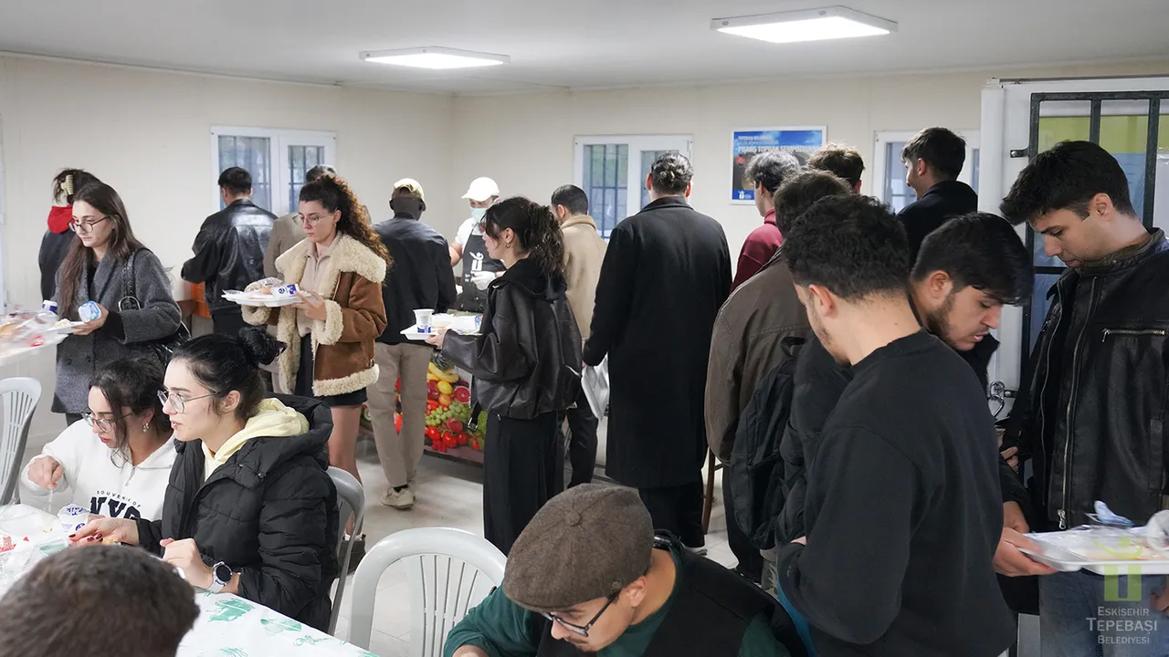 ‘Gel Beraber Olsun’ Yeni Yerinde Yoğun İlgi Gördü