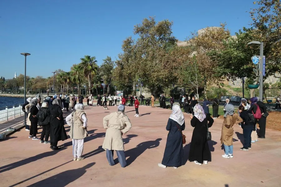 Eskihisar Sahili’nde “Adım At Havan Değişsin”