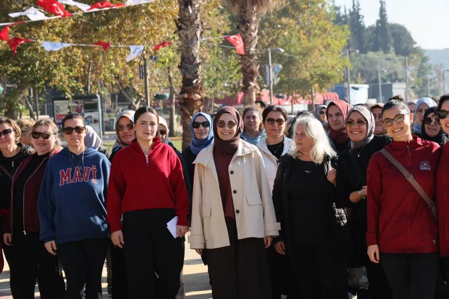 Eskihisar Sahili’nde “Adım At Havan Değişsin”