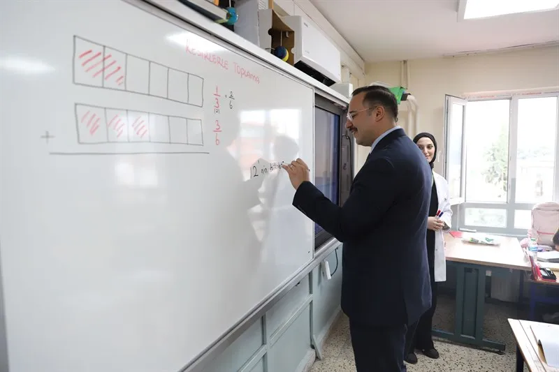 Kaymakam Şahin Akşemsettin İmam hatip ortaokulunda öğrencilerle buluştu
