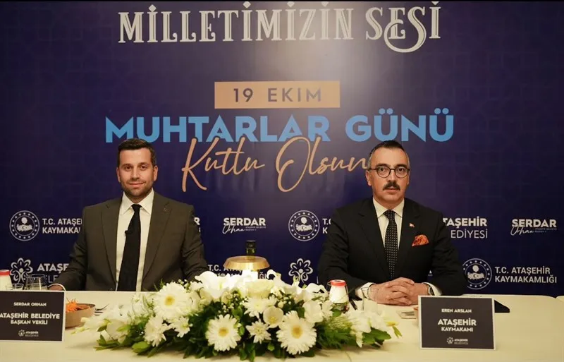 Ataşehir Kaymakamı Arslan, düzenlenen yemekte muhtarlar ile bir araya geldi