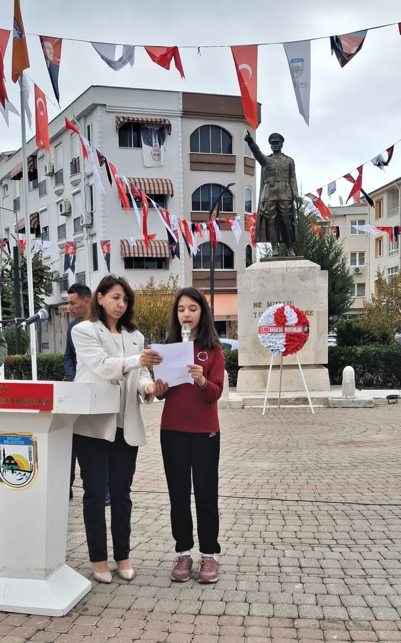 Babaeski de Muhtarlar Günü yapılan törenle kutlandı