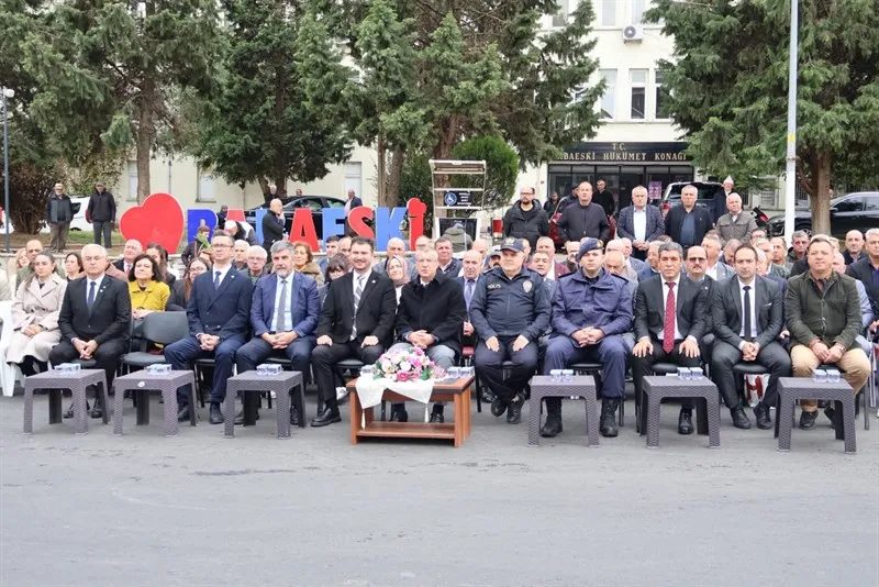 Babaeski de Muhtarlar Günü yapılan törenle kutlandı