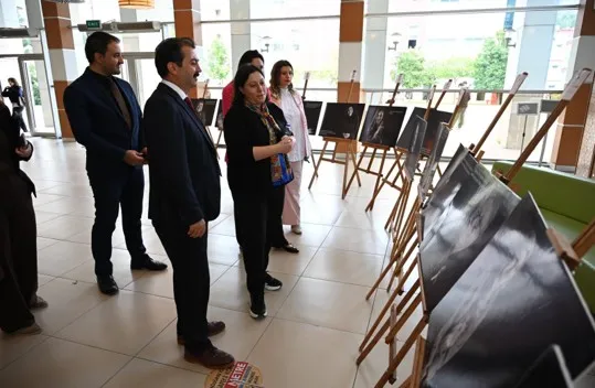 Meme Kanseri farkındalık ayı etkinlikleri-5: Meme Kanseri Sempozyumu
