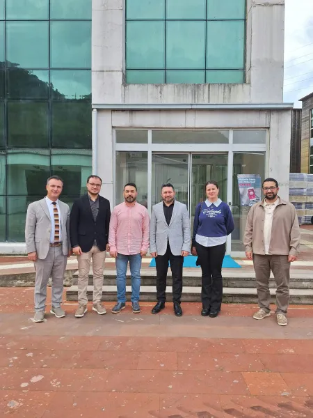 Hopa meslek yüksekokulu, yüksekokulu ziyaret etti