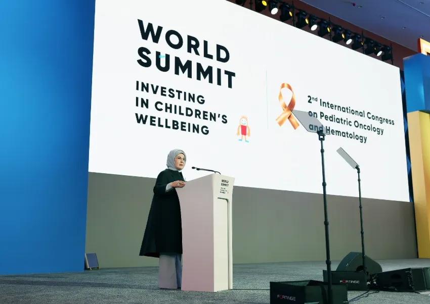 Emine Erdoğan, “Çocukların Refahına Yatırım Yapmak: Gelecek Nesillerin Sürdürülebilir ve Adil Kalkınmasına Giden Yol Dünya Zirvesi”ne katıldı