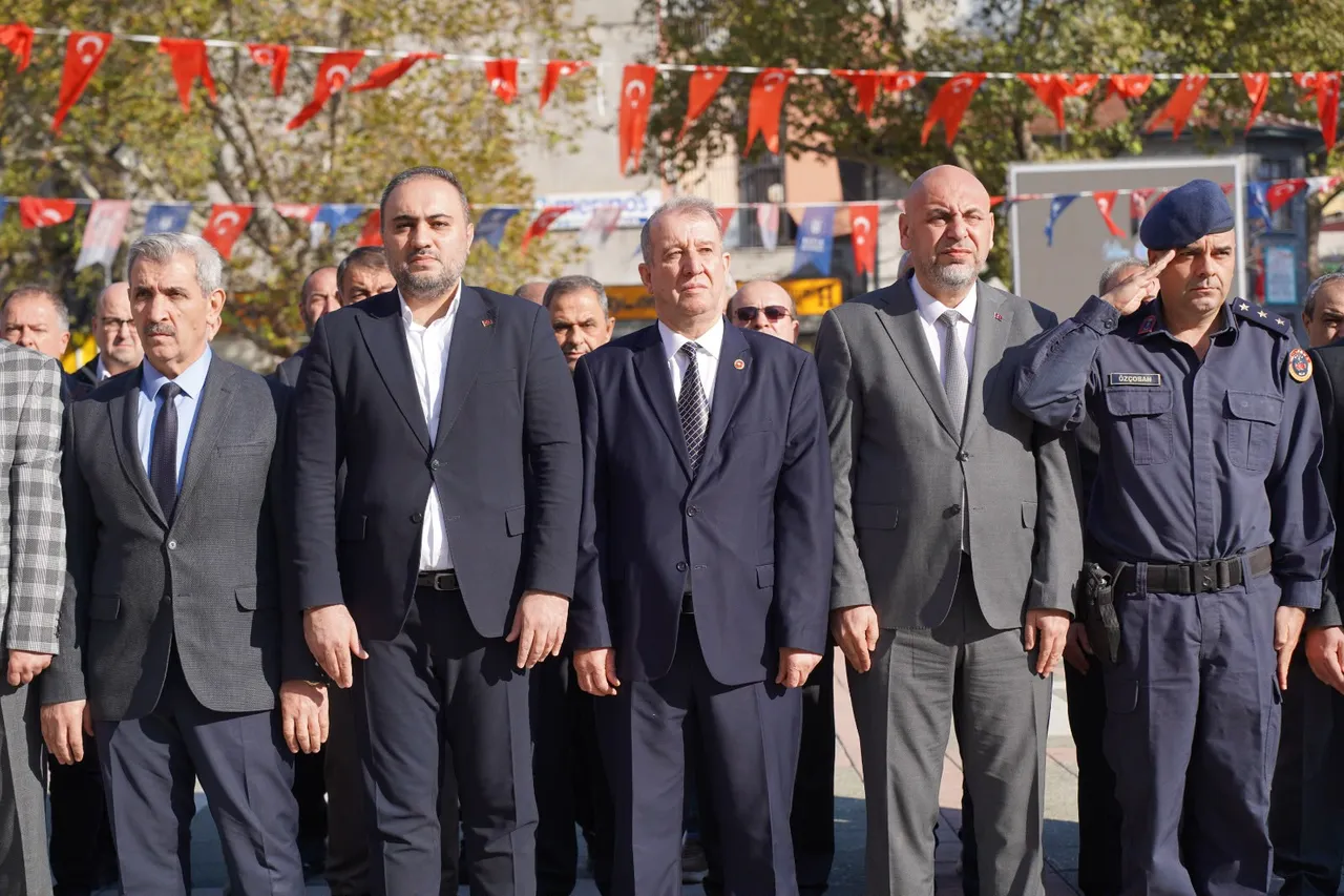 Başkan Aydın Muhtarlar Günü Törenine katıldı