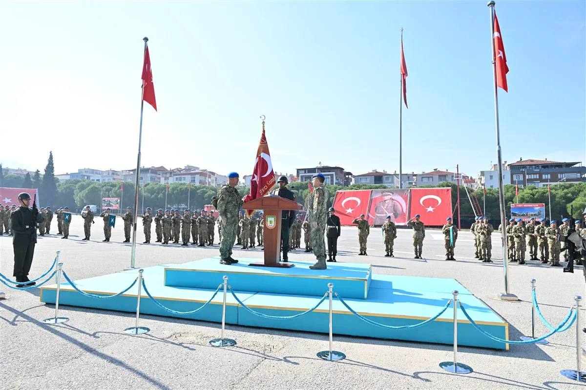 Manisa 8’inci Tugay Komutanlığı sancak teslim töreni düzenlendi