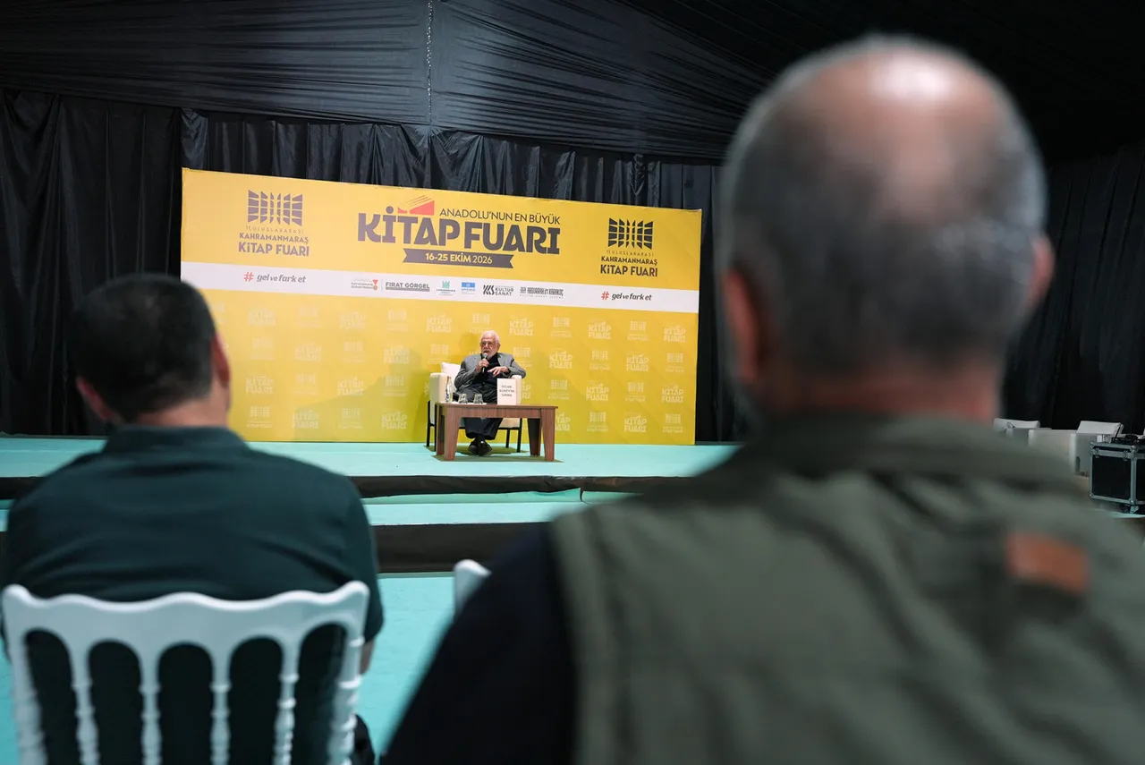 Kitap Fuarı'nda 3 önemli isim okurlarıyla buluştu