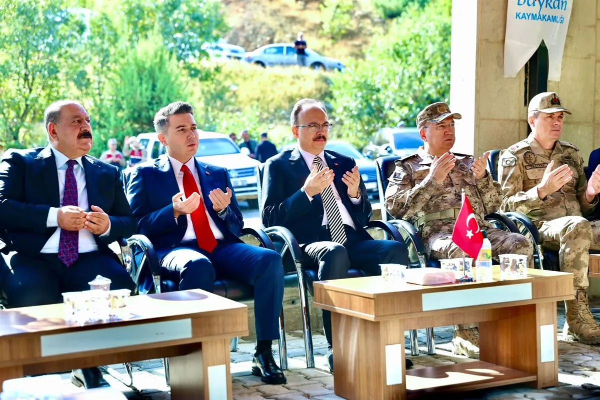 Baykan-Derince şehitleri dualarla anıldı