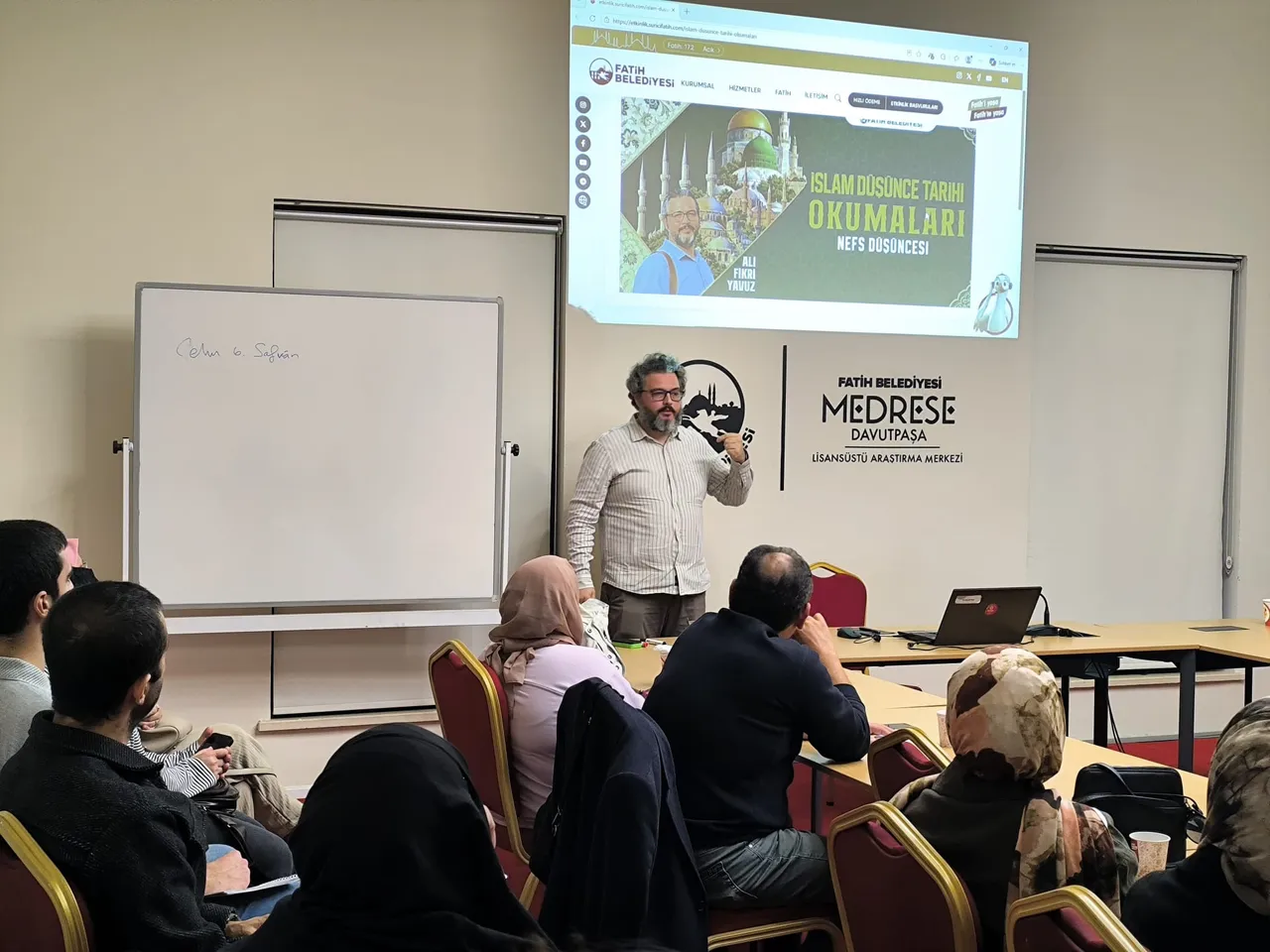 Medrese Davutpaşa'da İslam düşünce tarihi Okumaları “Nefs Düşüncesi” oturumuyla başladı
