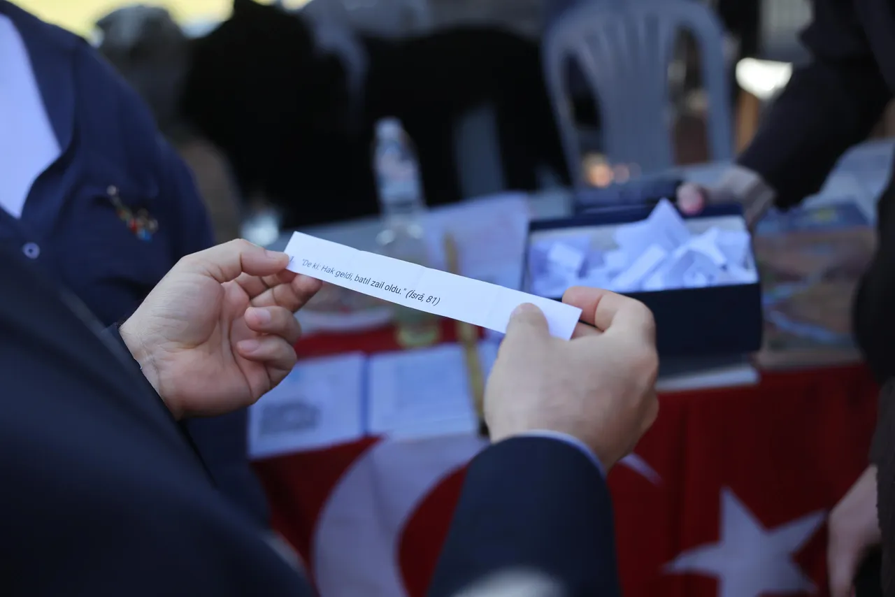 Adnan Menderes Üniversitesinde Öğrenci Toplulukları Tanıtım ve Üye Kabul Günü etkinliği düzenledi