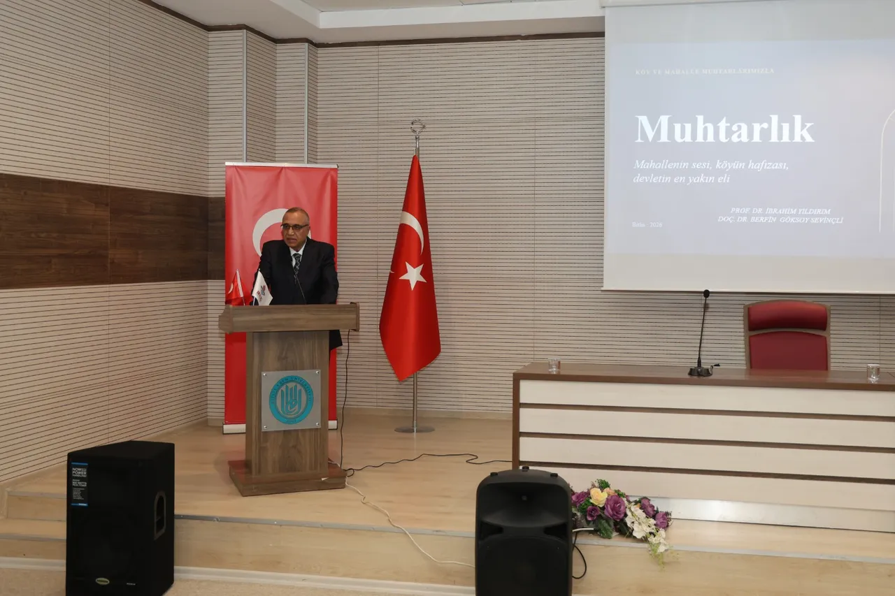 Bitlis Eren Üniversitesi Ev Sahipliğinde Muhtarlar Akademisi eğitim programı düzenlendi