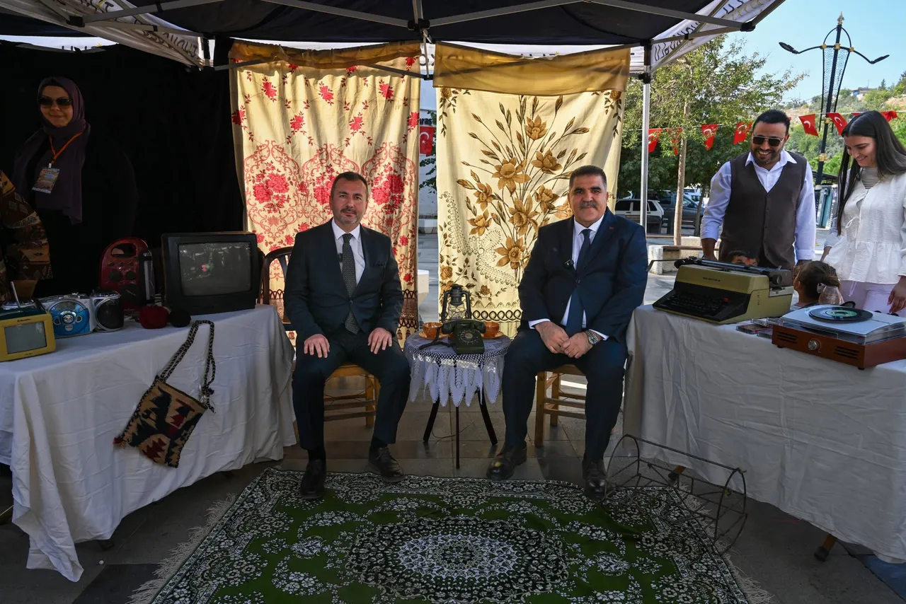 Millet Meydanı’nda nostalji rüzgârı esti