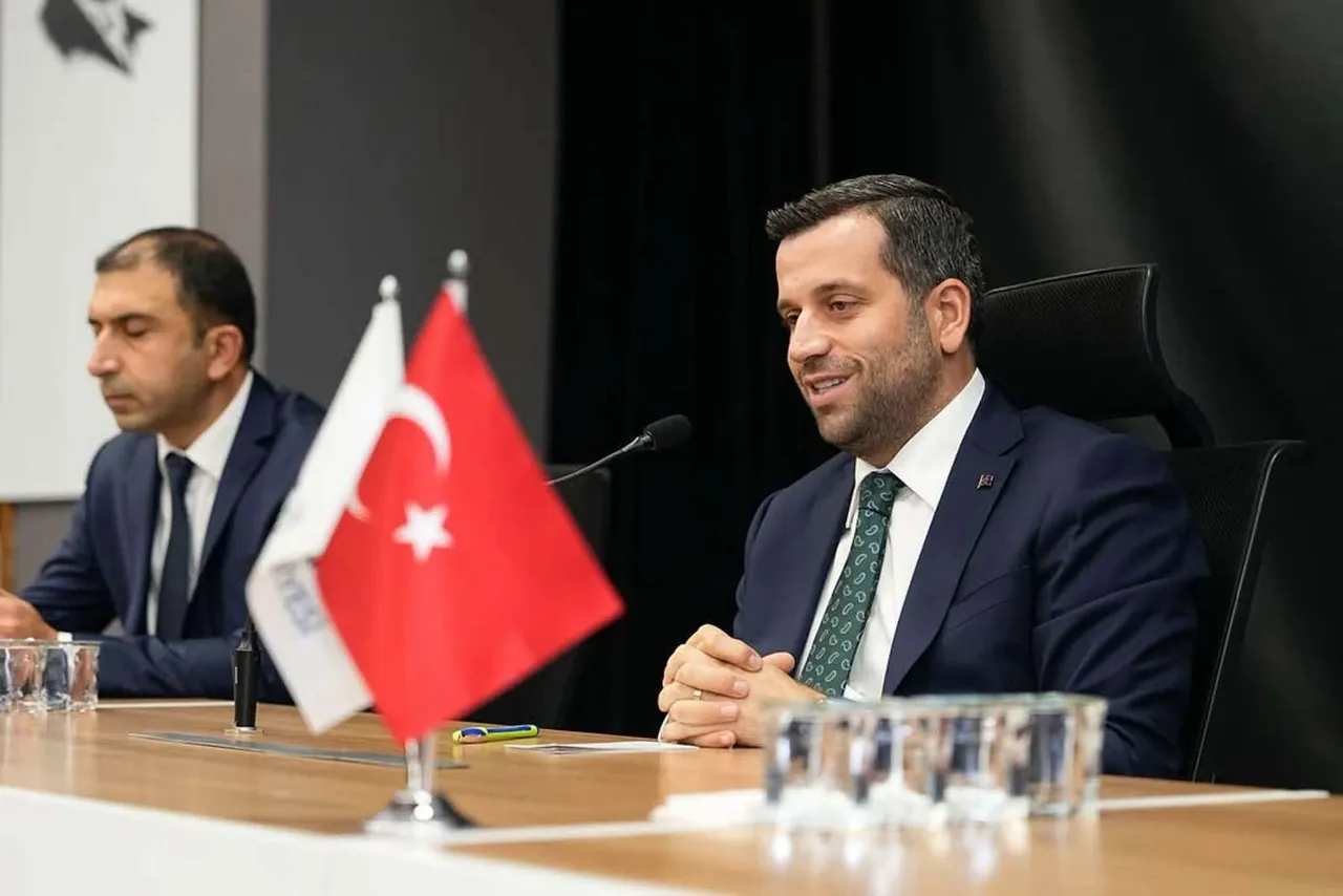 Başkan V. Orhan, zabıta personeliyle bir araya geldi