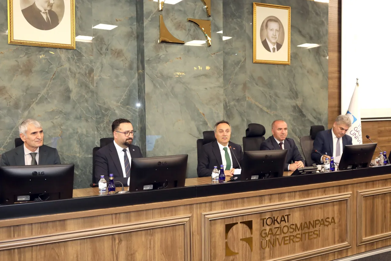 Tokat Gaziosmanpaşa Üniversitesi ve TSMMMO İş Birliğiyle düzenlenen eğitim programını tamamlayan öğrenciler sertifikalarını aldı