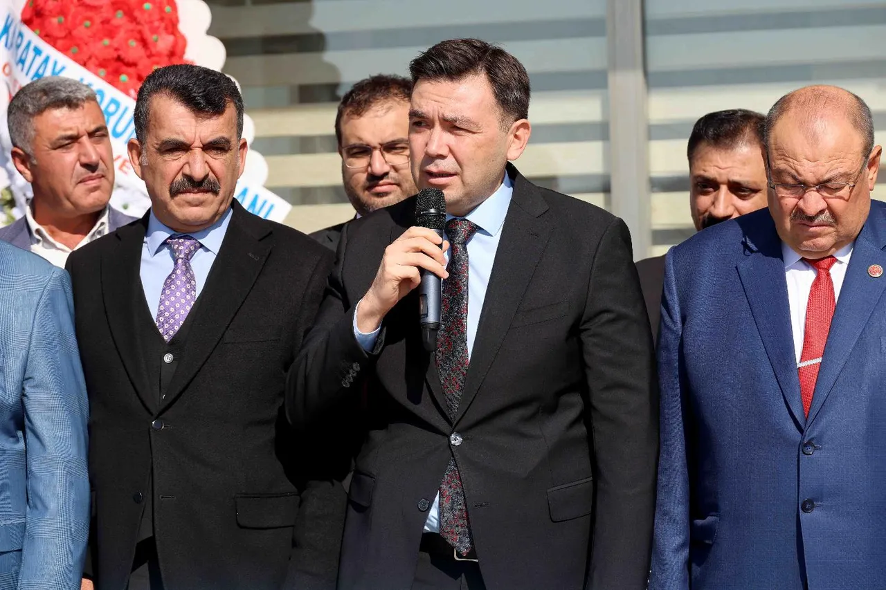 Karatay Muhtarlar Derneği yeni hizmet binası törenle açıldı