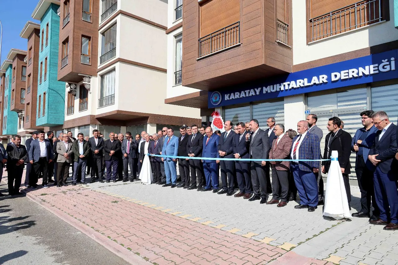 Karatay Muhtarlar Derneği yeni hizmet binası törenle açıldı