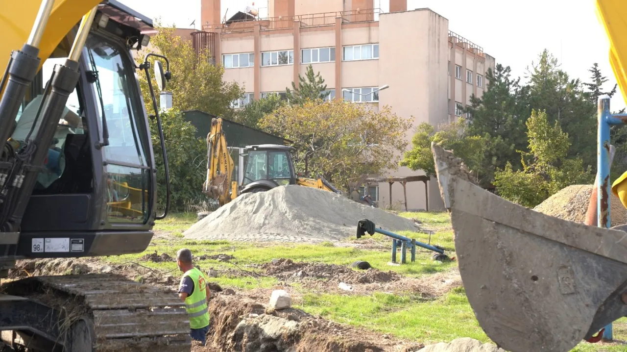 1300 metre uzunluğundaki hatta yenileme