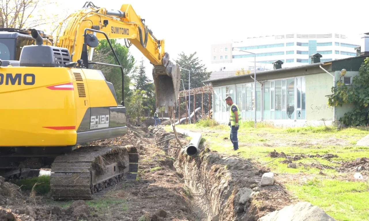 1300 metre uzunluğundaki hatta yenileme
