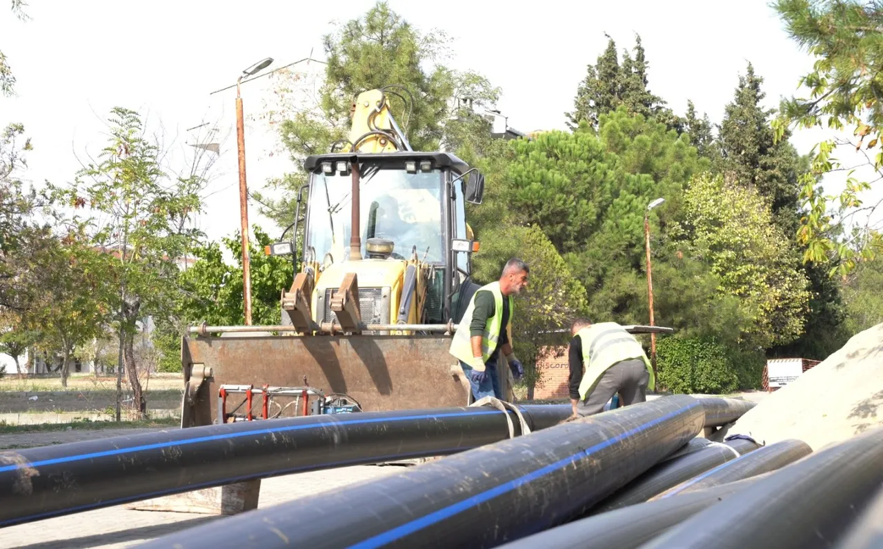 1300 metre uzunluğundaki hatta yenileme