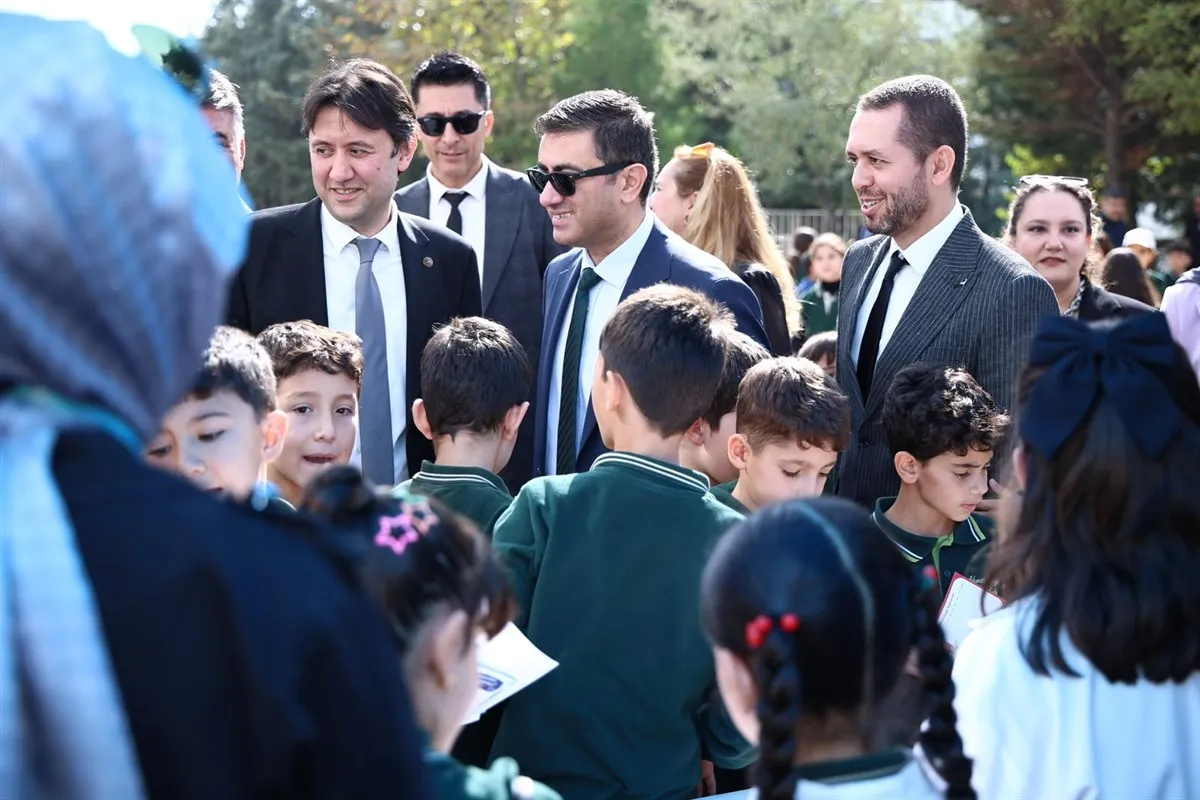 Kaymakam Çiğdem "Sağlıklı Çocuklar, Güçlü Yarınlar" projesi kapsamında, Ahmet Bayazıt İlkokulu’nda düzenlenen programa katıldı