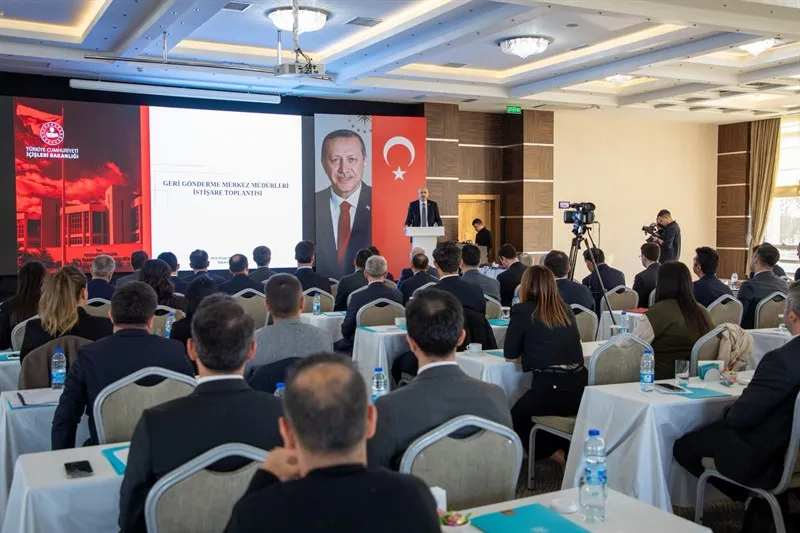 Geri gönderme merkez müdürleri istişare toplantısı yapıldı