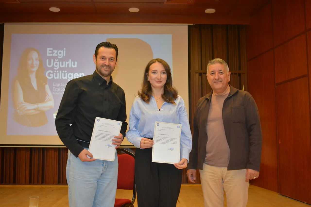 EÜ’de sanat yönetiminin püf noktaları konuşuldu