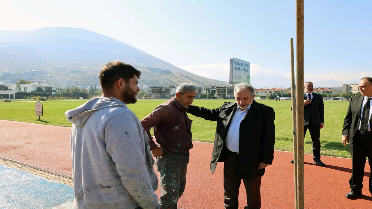 Talas Yamaç Paraşütü iniş alanına göz Kamaştıran Tartan Pist