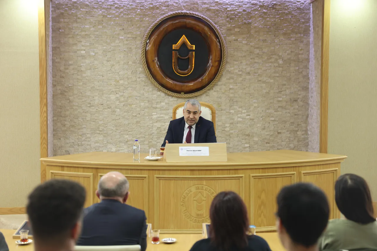 Adnan Menderes Üniversitesinde PEMDER akreditasyon değerlendirme süreci kapsamında çıkış toplantısı yapıldı