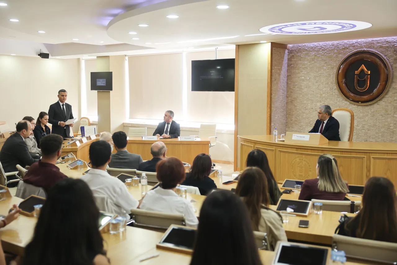 Adnan Menderes Üniversitesinde PEMDER akreditasyon değerlendirme süreci kapsamında çıkış toplantısı yapıldı