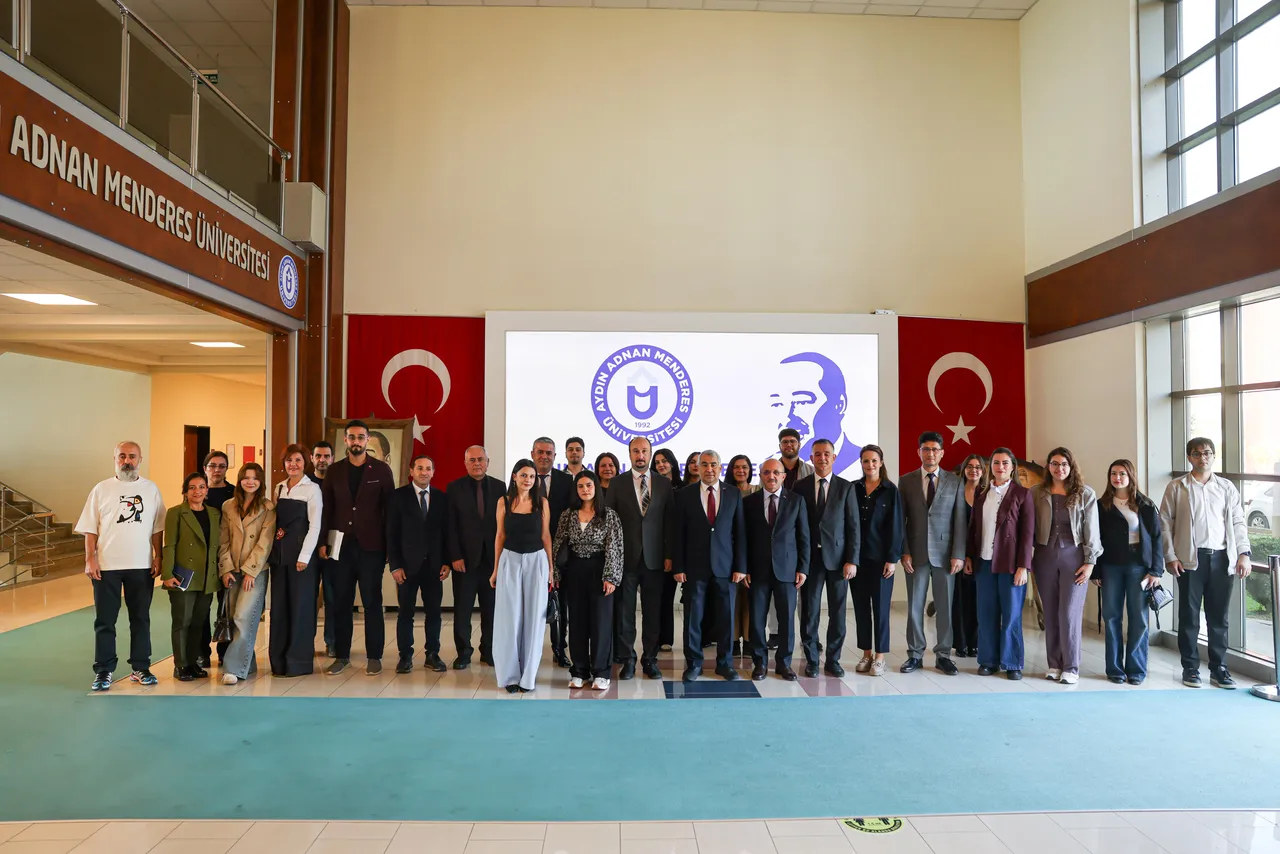 Adnan Menderes Üniversitesinde PEMDER akreditasyon değerlendirme süreci kapsamında çıkış toplantısı yapıldı