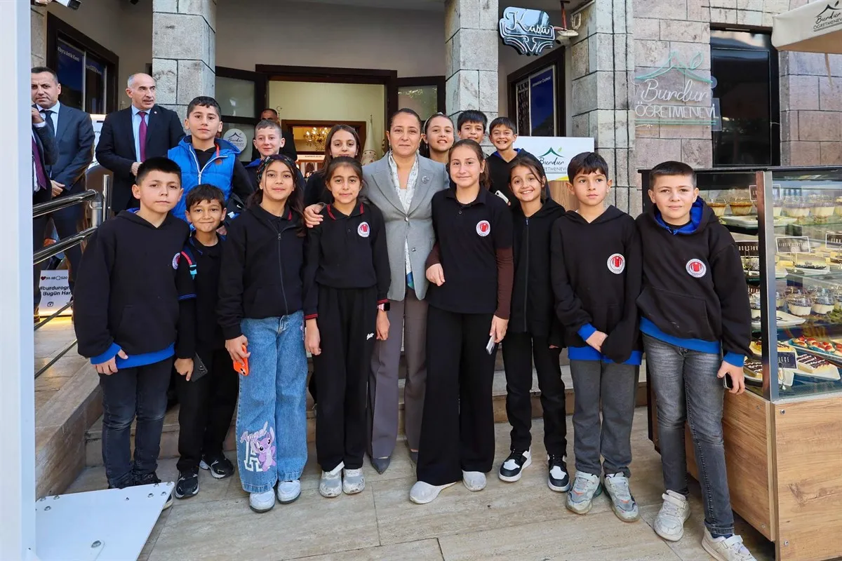 Vali Bilgihan 5. sınıf okula uyum programına katıldı