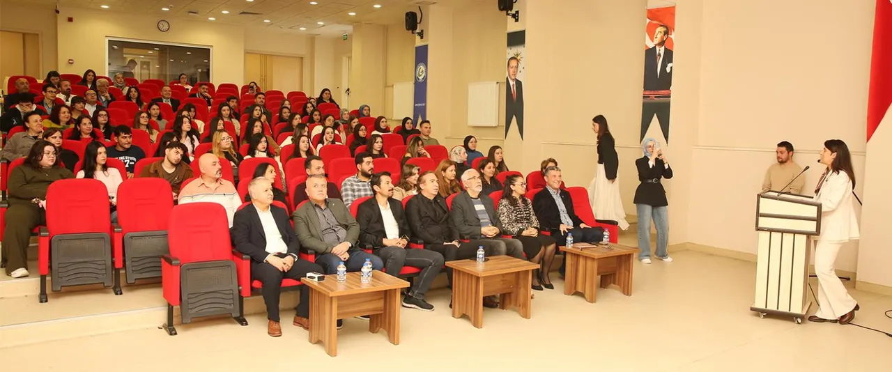 GRÜ’de “DNA’nın Adli Bilimlerde Kullanımı” konferansı düzenlendi