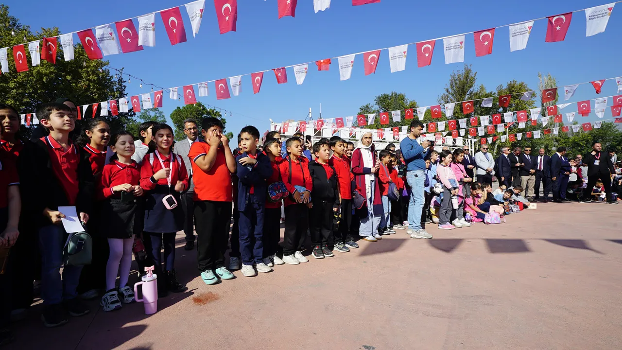 Bilim Şenliği KAFUM’a kapılarını ziyaretçilerine açtı