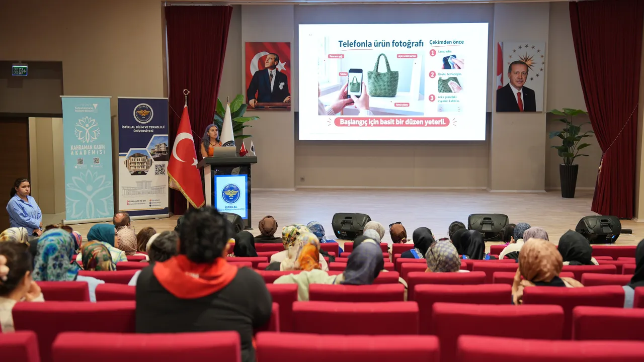 Kadın Üreticiler Büyükşehir’in destekleriyle kendilerini geliştiriyor