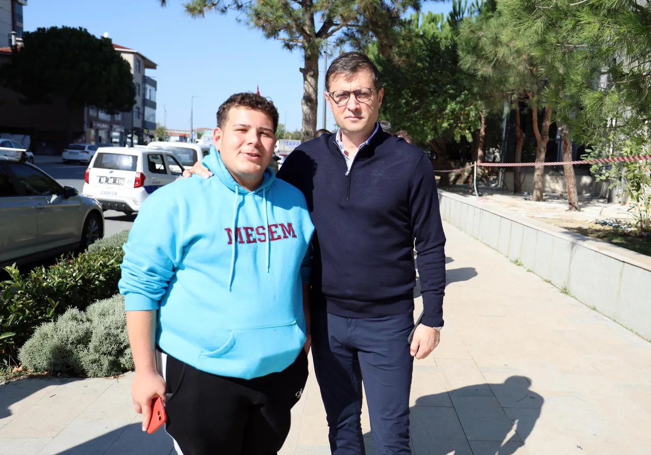 Çerkezköy Belediye Başkanı Akay Kent Kafe Çalışmalarını inceledi