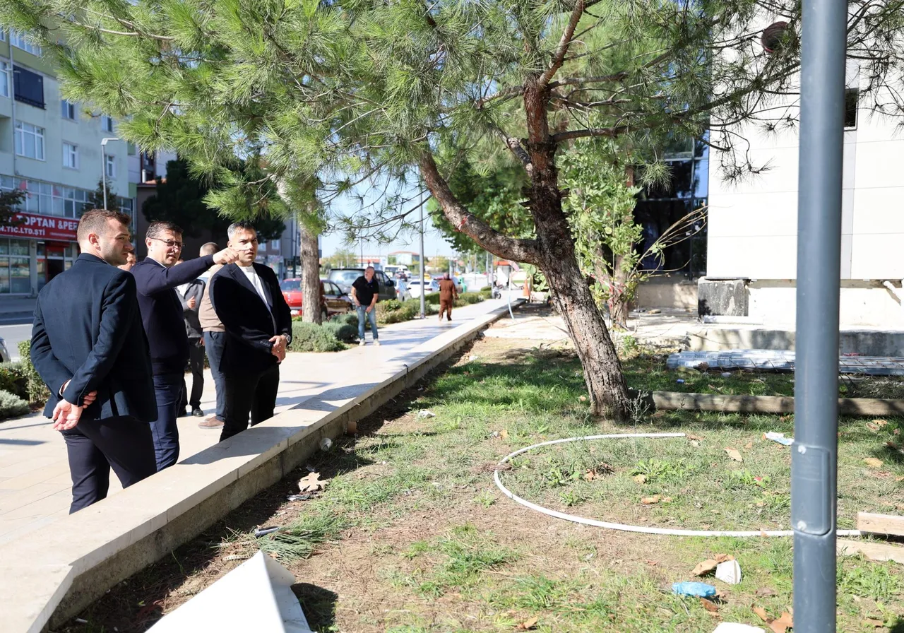 Çerkezköy Belediye Başkanı Akay Kent Kafe Çalışmalarını inceledi